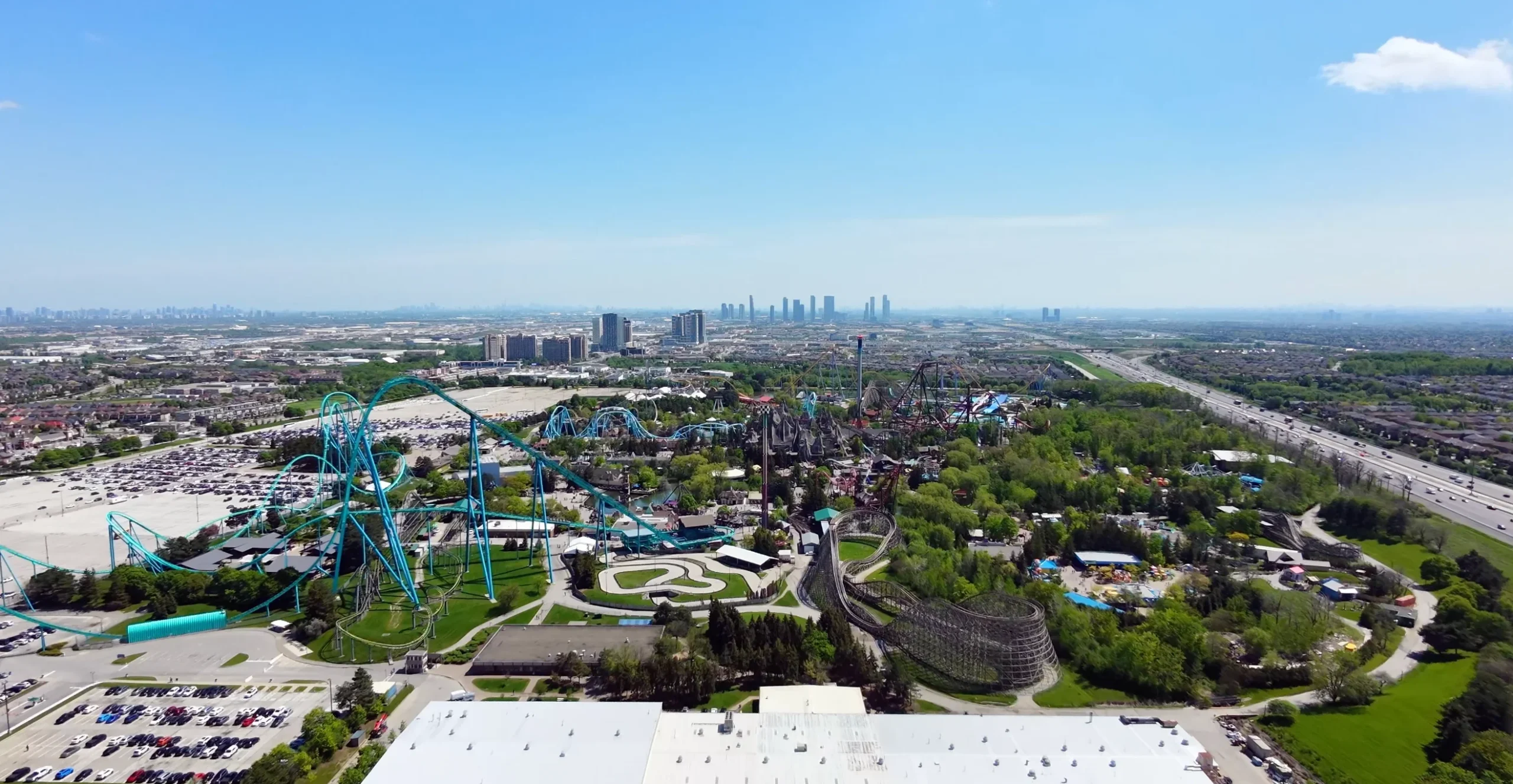roofing-canadas-wonderland